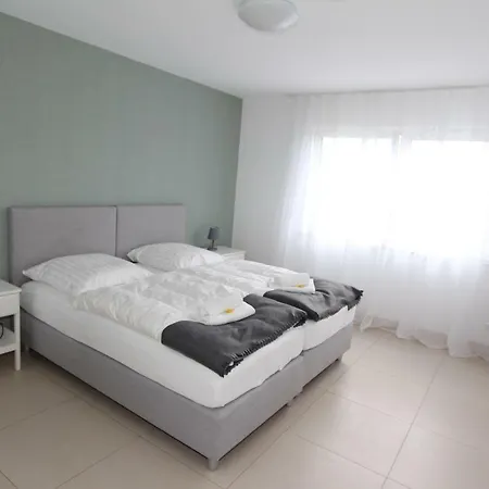 Diana Apartment *